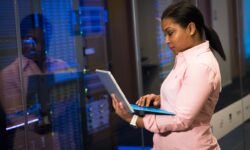 https://blog.johnsoncontrols.es/wp-content/uploads/2025/02/seguridad-industrial.jpg
